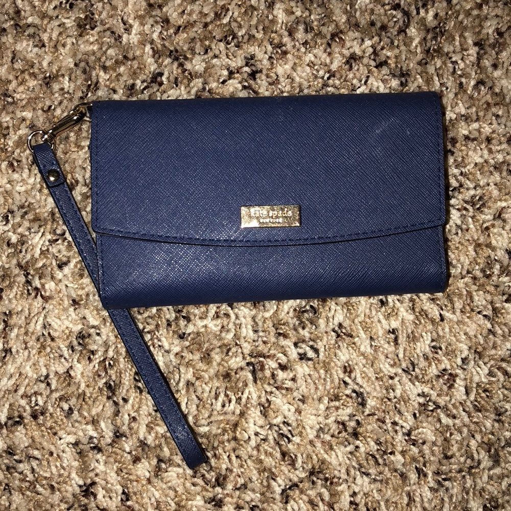 NWOT Kate spade cedar street iPhone wristlet
